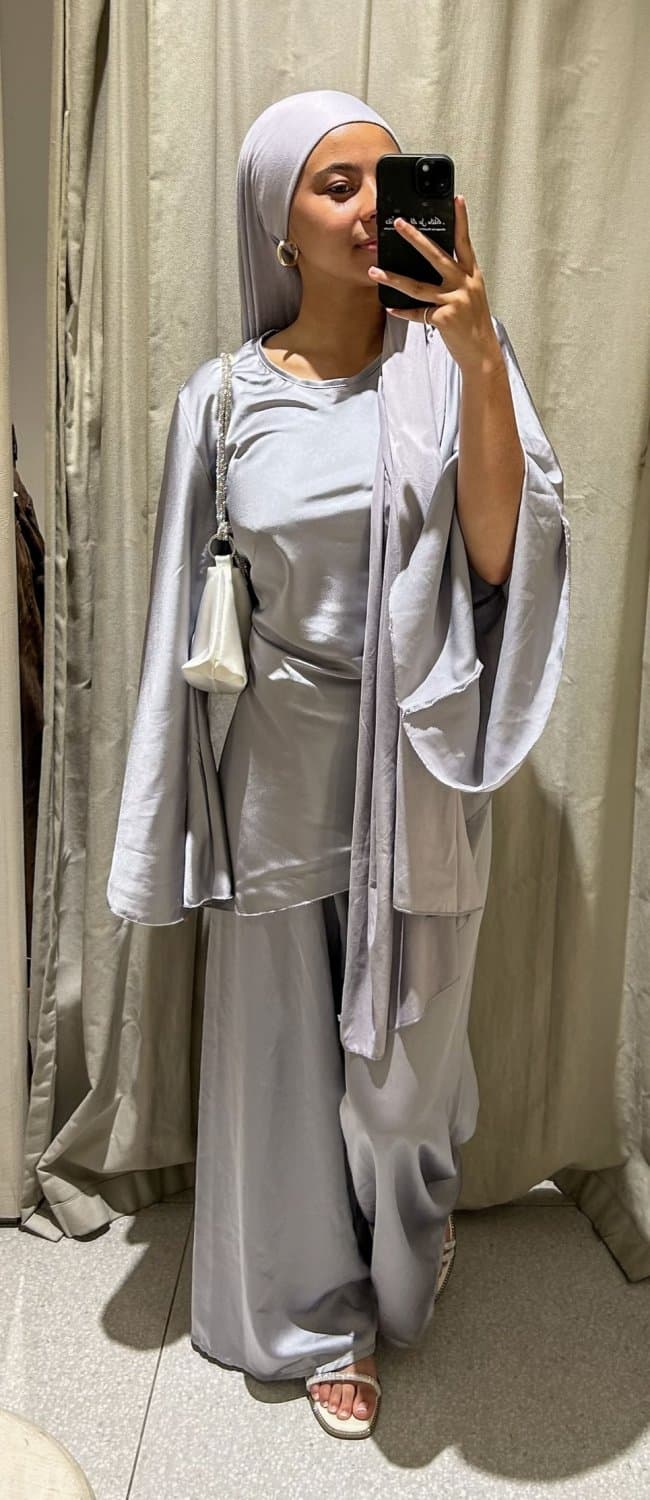 Hijabi Arab feet and spit compilation