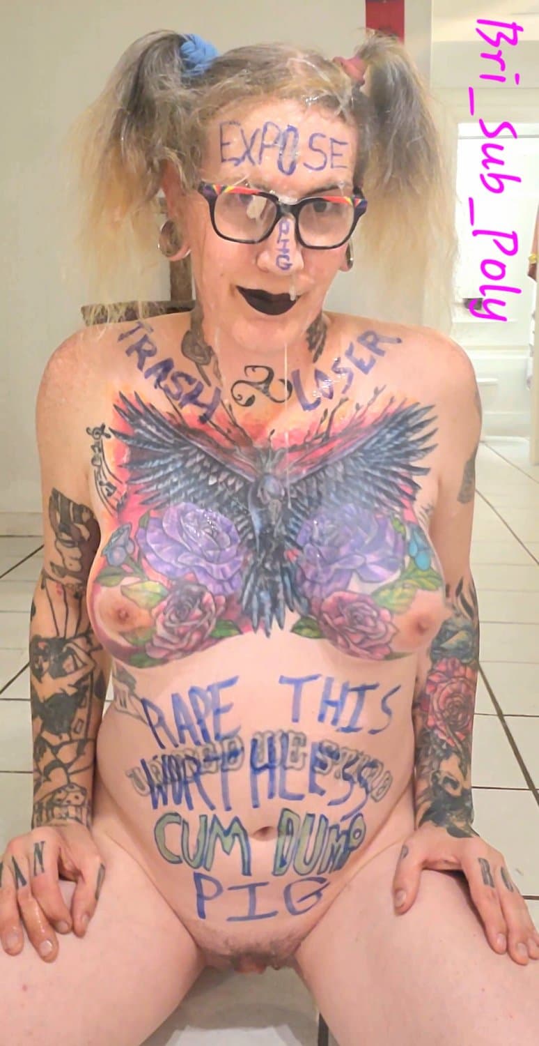 All the neighbours husbands sneak over before work to use the cumdump and give it a piss enema