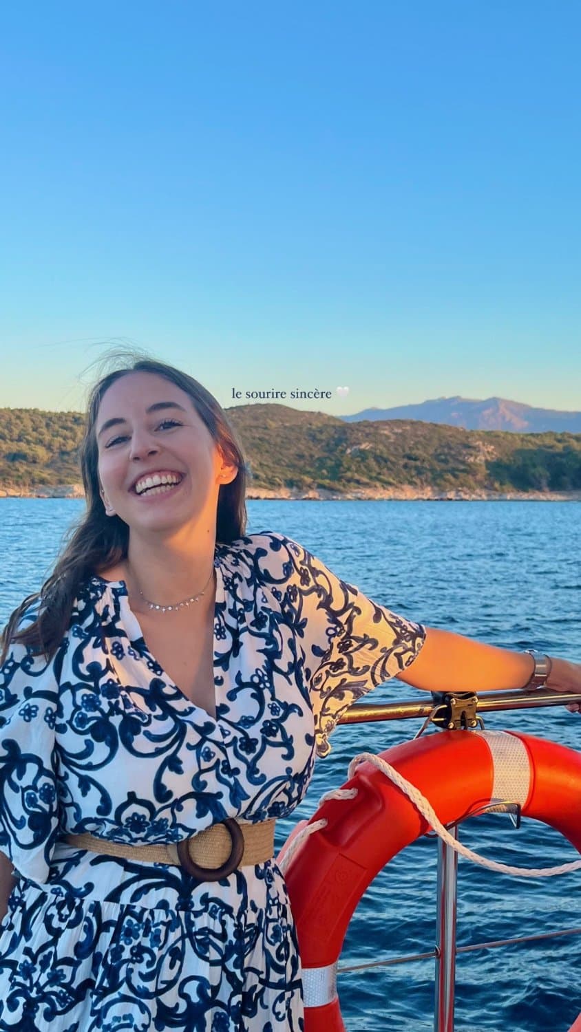 Chienne française exposé