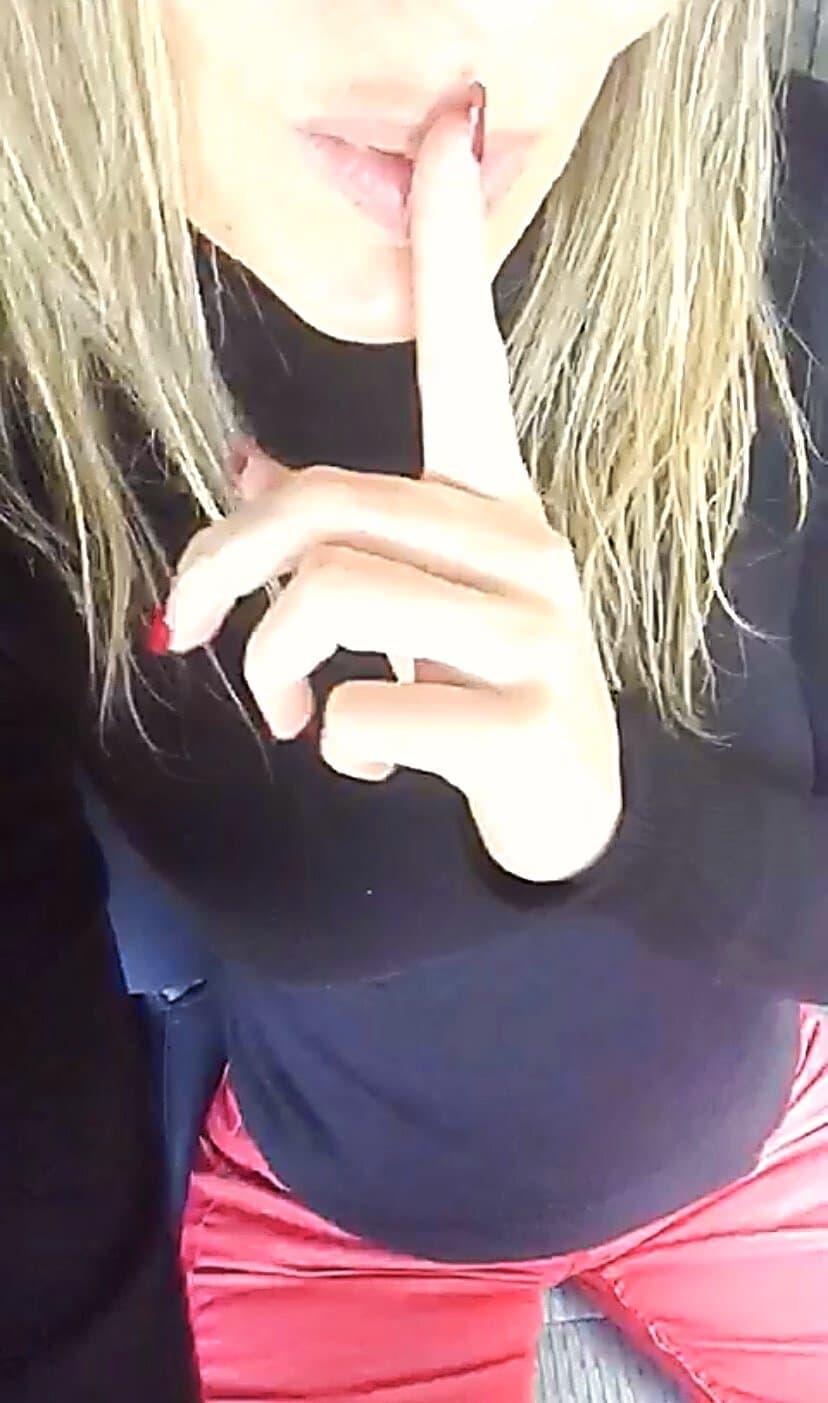 My First Post! Mi Primer Post! Anastasia HotWife! Esposa Loba Selfie Lover Real Amateur MILF