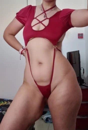 Pictures of girls trying in clothes from AliExpress & SHEIN