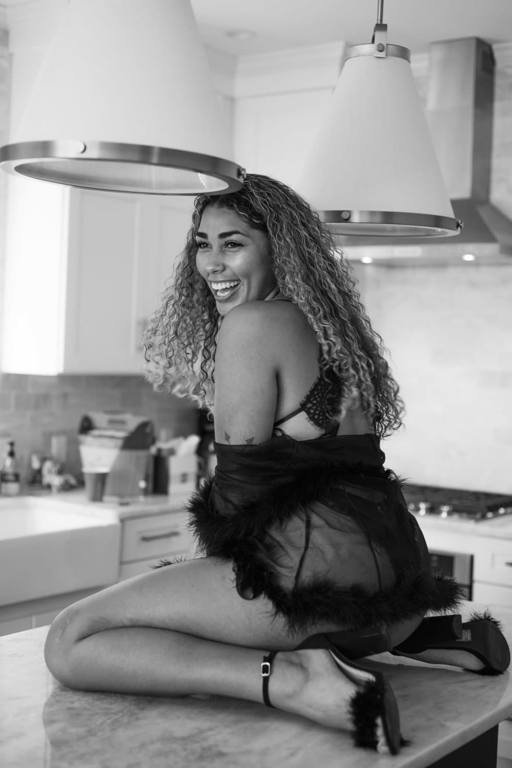 Epic Boudoir ⁄⁄ 9 College Besties Put on Lingerie for Bride to Be to Share w⁄ Hubby