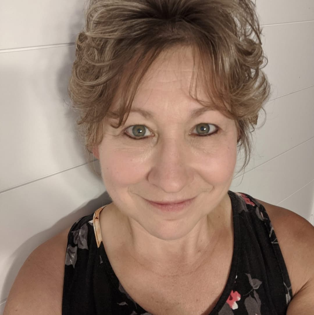 Mom & Daughter Duo - They fight over cock