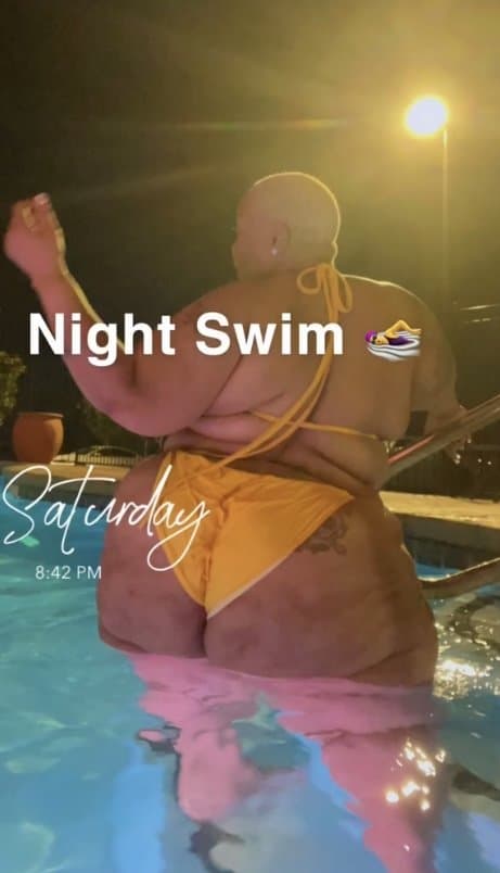 Bald head Bbw short n stacked