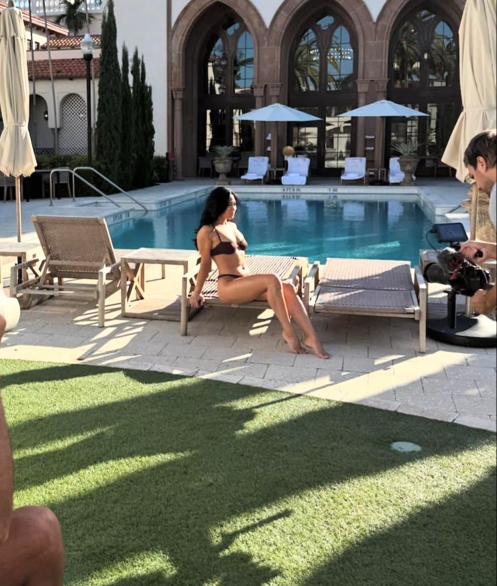 Perfect Asian gymnast babe suni loves bbc