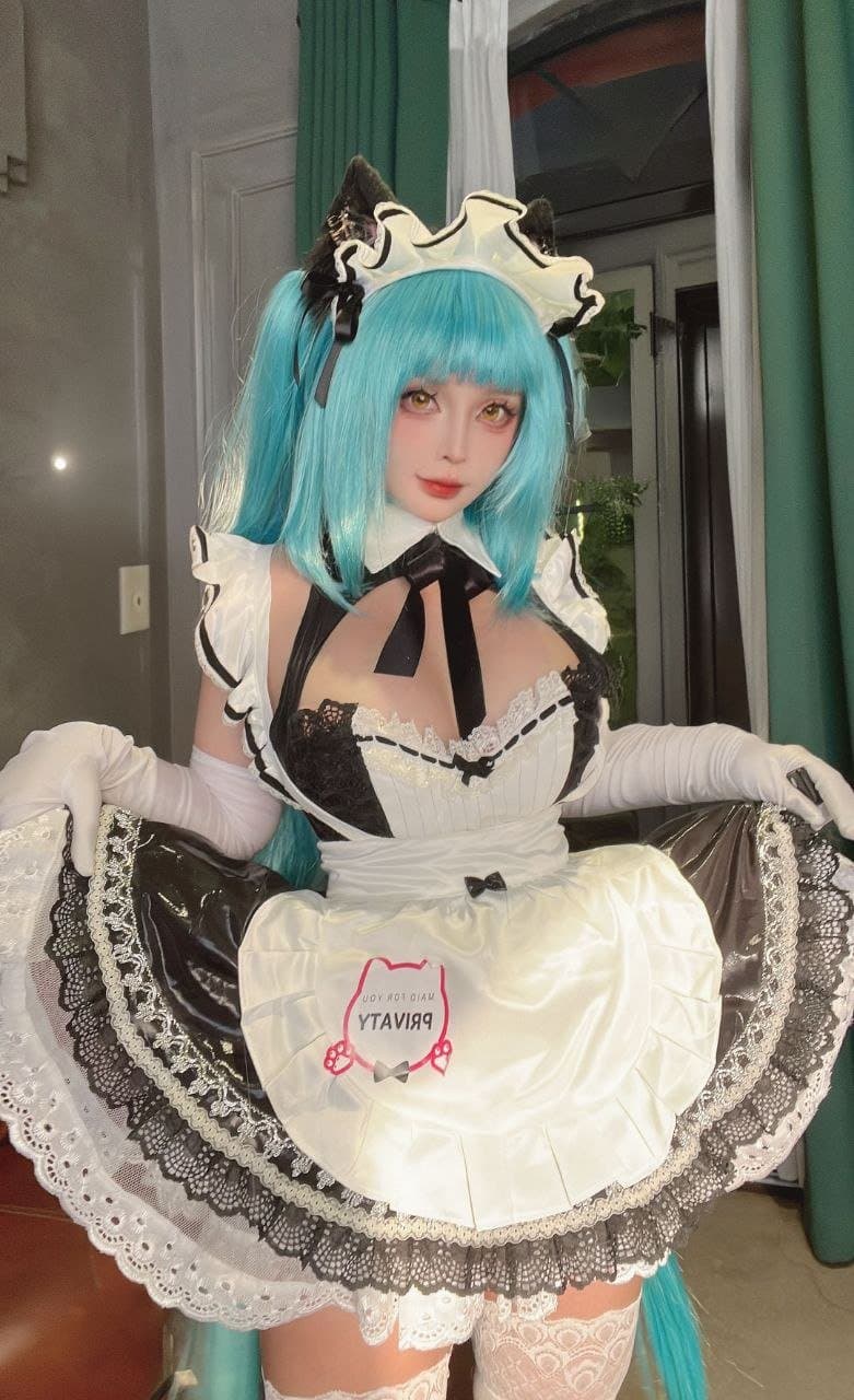 Sayo Momo Nikke Cosplay