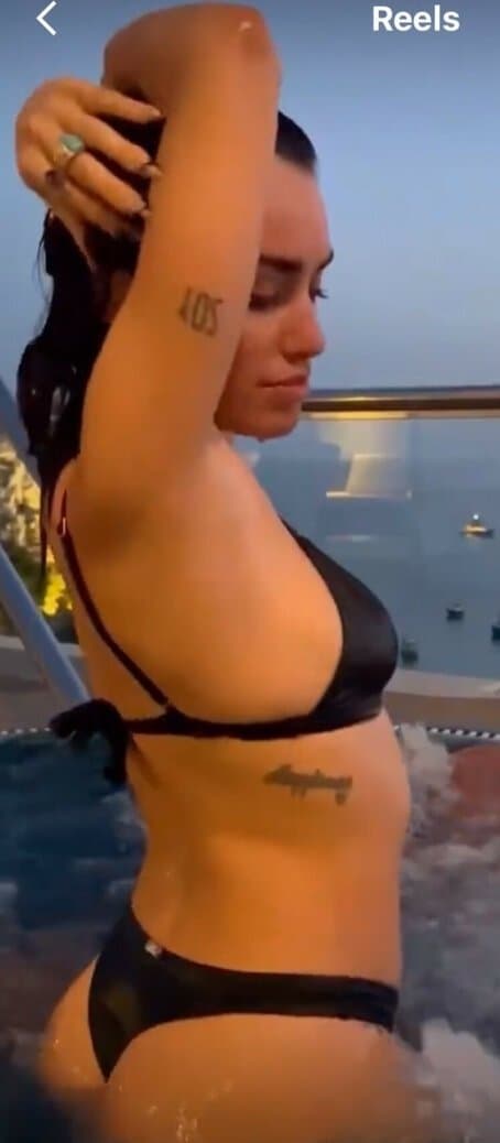 Las axilas de Lali Esposito - Armpit Fetish