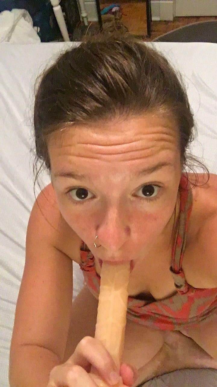 Click to view full size Julia nympho