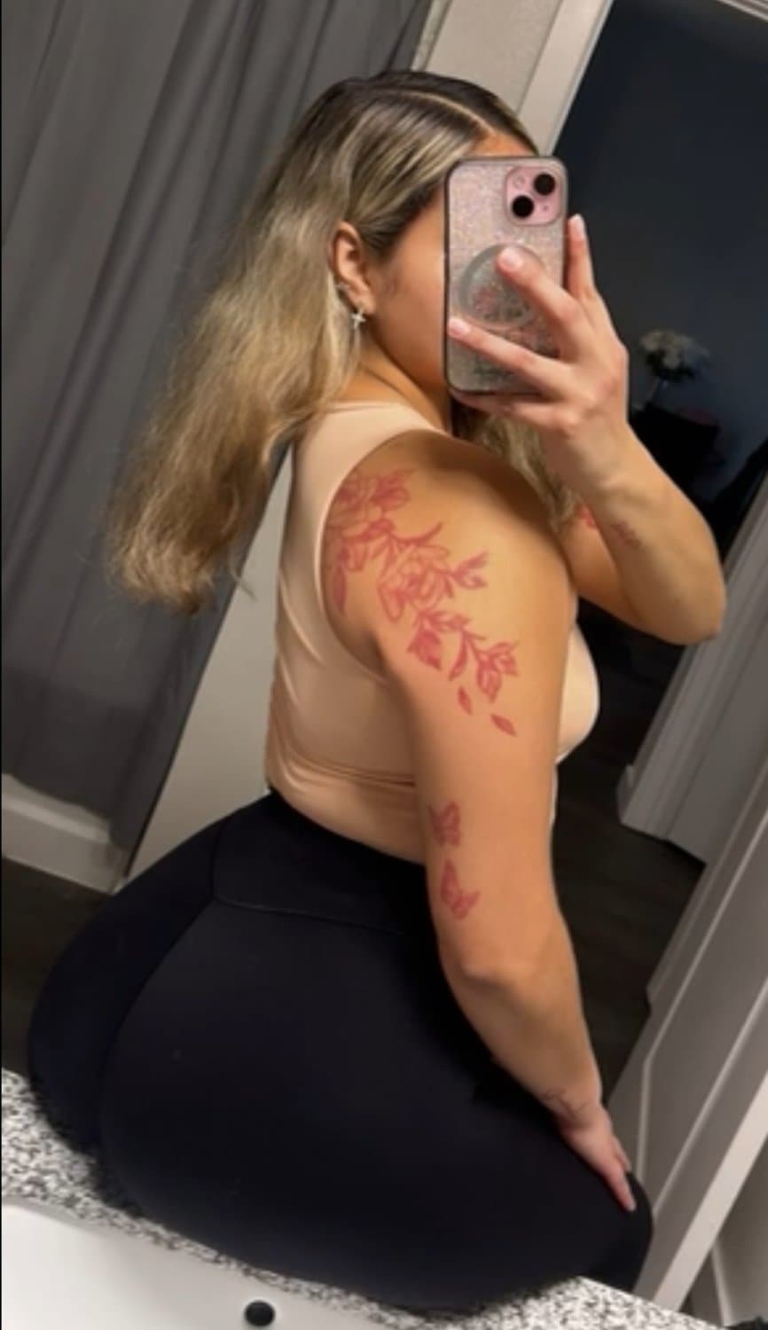 Homewrecker blonde Latina