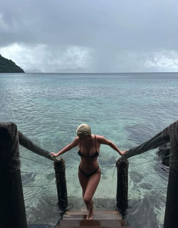 Hot Community College Dropout , went from real to fake tits