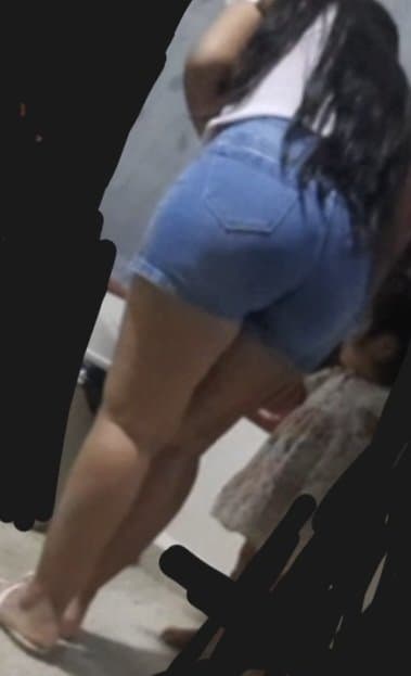 karla lorena heredia salinas espiada, no se da cuenta, amiga