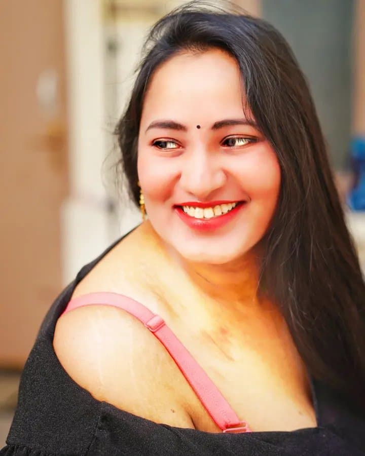 Indian chubby ? hot sexy Bhabhi