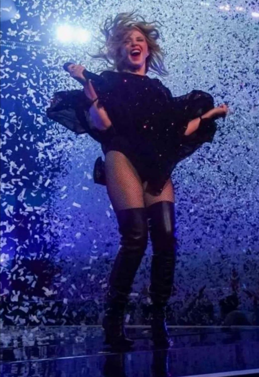 Kylie minogue, 2.)pics to jerk to, 57 Yr old kylie, spurt to modern Kyle as she is now, so sexy ??