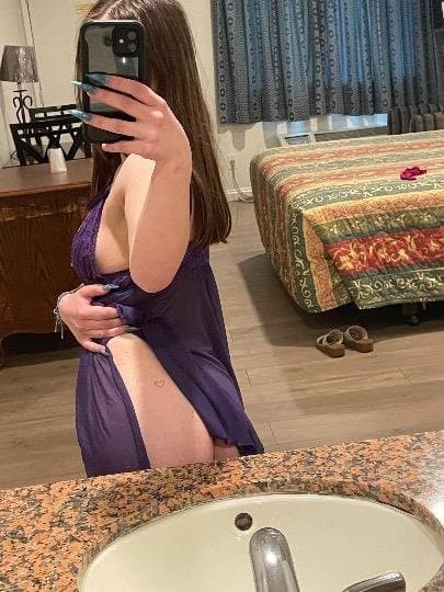 18 year old ex becomes an escort after breaking up