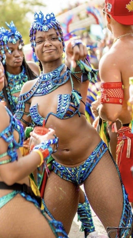 Ebony Webslut w pointy nipples