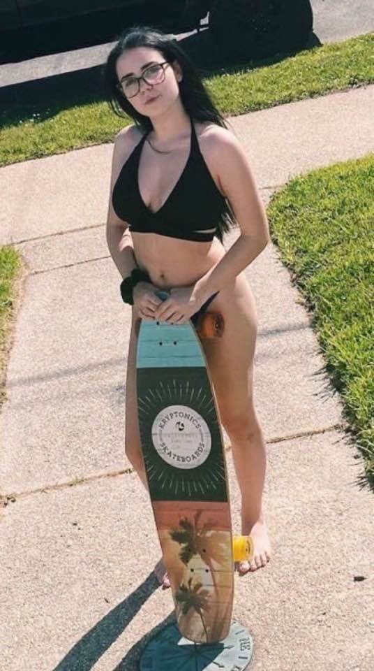 Follower’s Fit Nerdy Cousin “Maddy”, Gym Girl College Slut Hot Teen Brunnete Perky Tits Solo Squirt