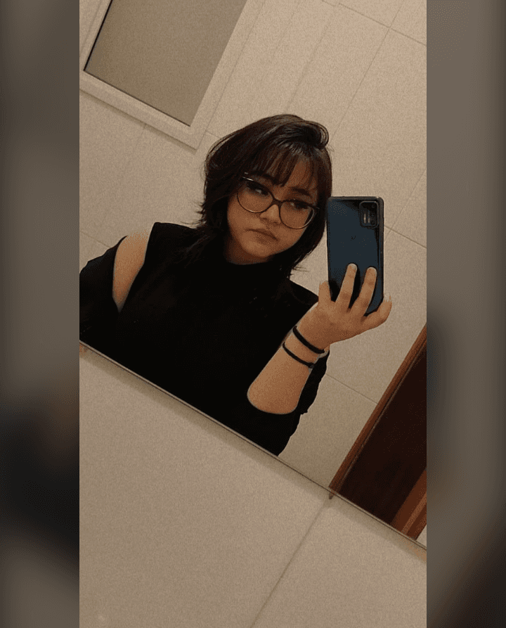 I offer my white girlfriend to black people