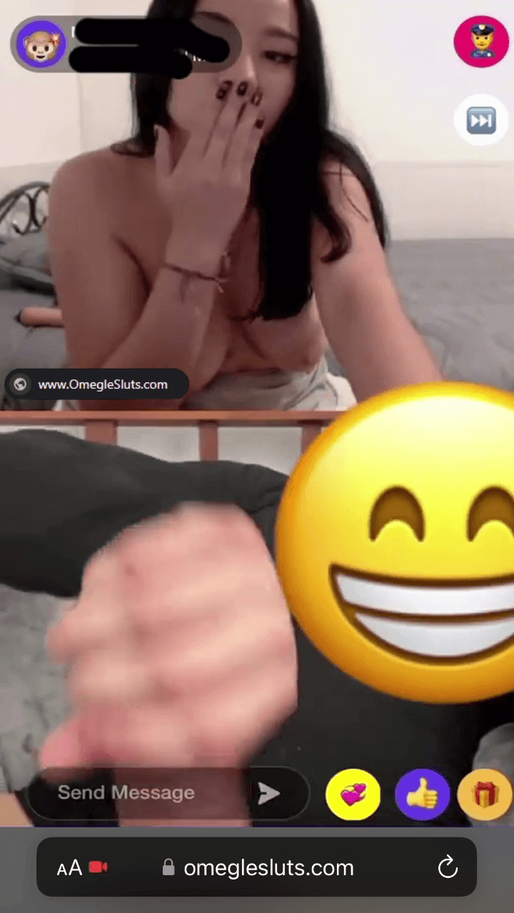 Braless Horny British Omegle Slut Girl wanna sex chatting with me