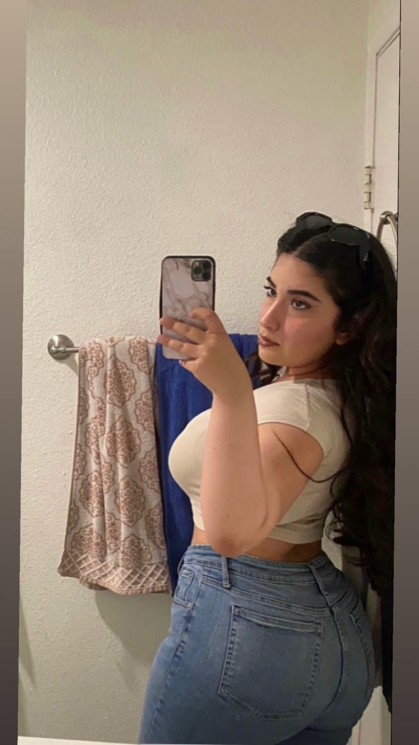 AFGHANI DOG WITH STINKY ASS