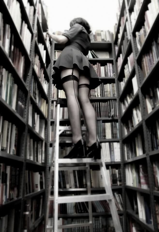 Ms Rosie Wilde (Ms Rosie Levine) nude (2)