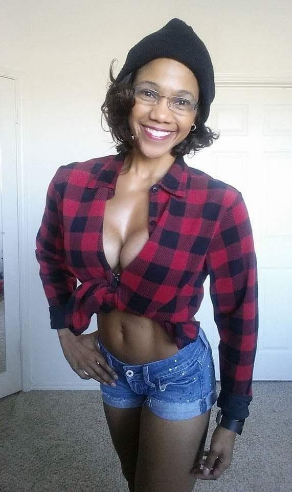 Dawn is a Horny Webslut