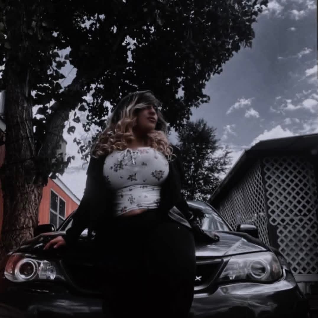 Alyssa Romero big titties and thick ass ! I cum to her everyday