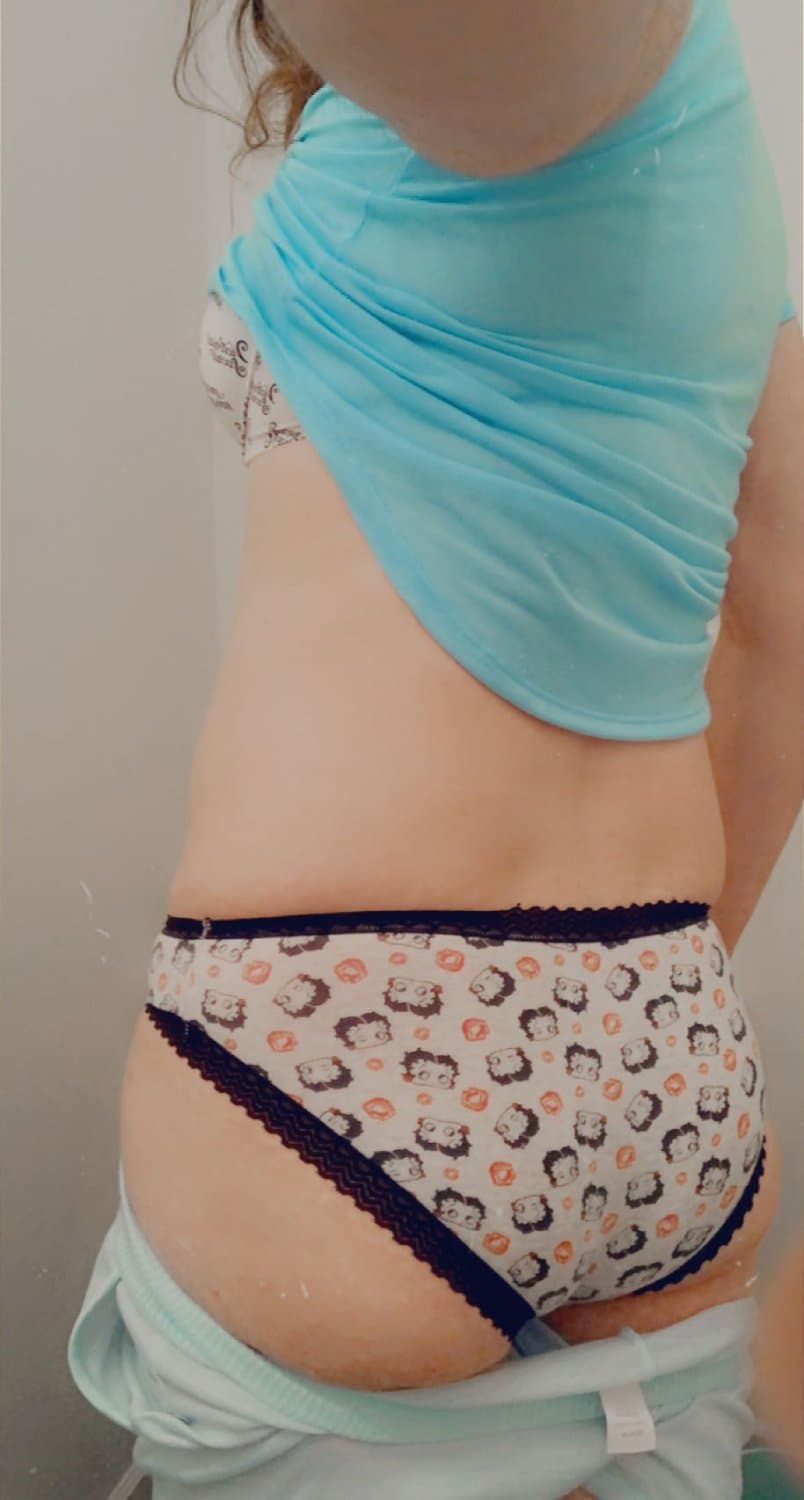 Sissy Femboy Bra/Panty Show