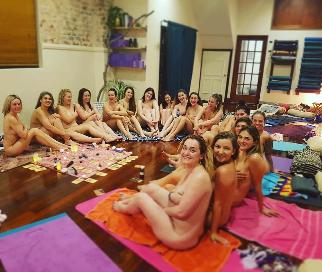 Naked Yoga Girls