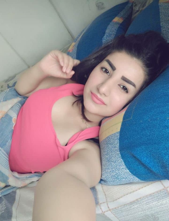 Click to view full size Arab syrian horny girl2