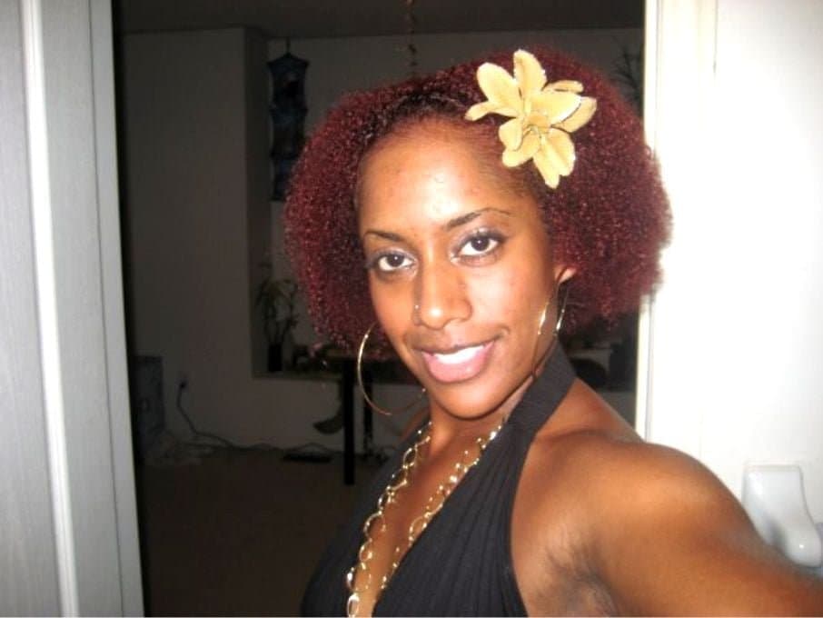 Black nympho slut loves roleplaying and sucking