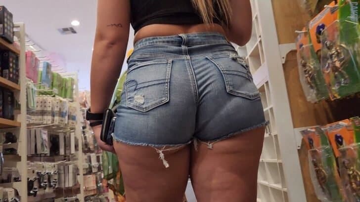 Denim shorts & Ass