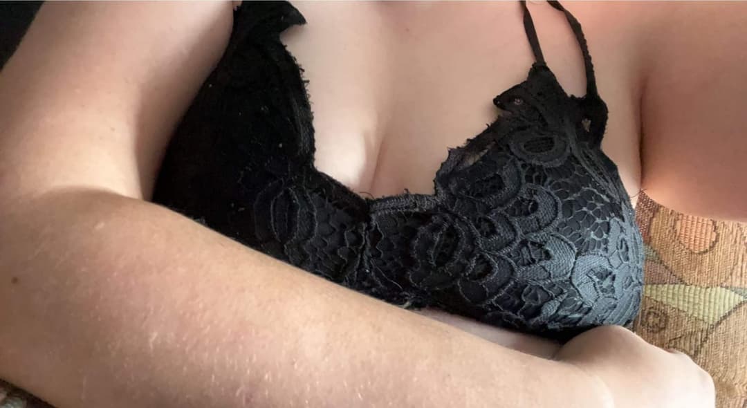 Canadian milf shown on/off