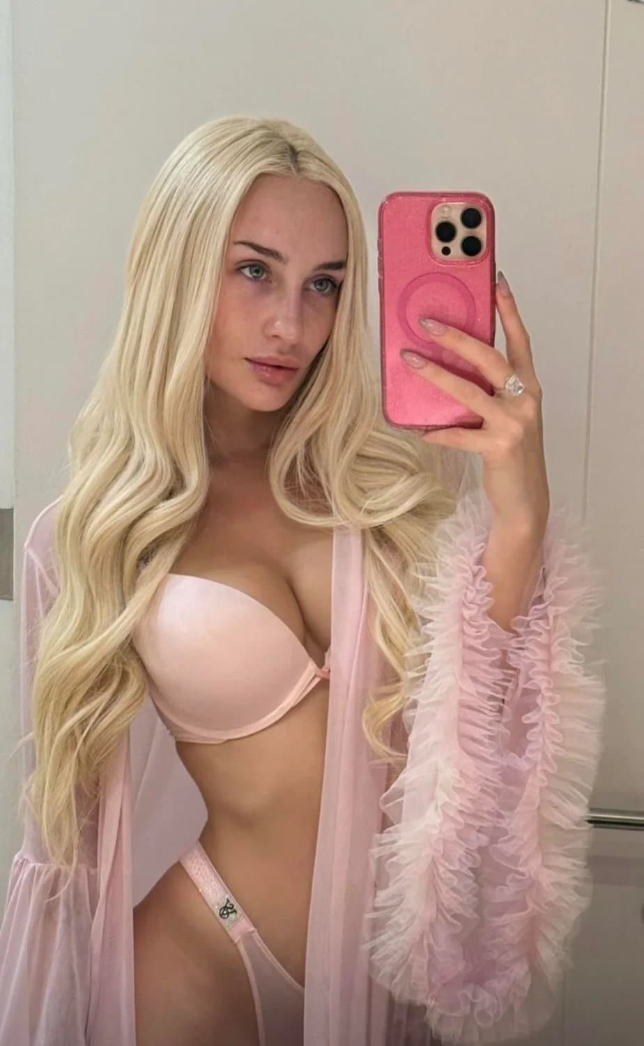 Click to view full size Cuerpo perfecto chileno