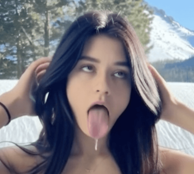 Teaser Content Of Rachel Brockman See Full Content In Premium Galleries $10 In Link In Bio