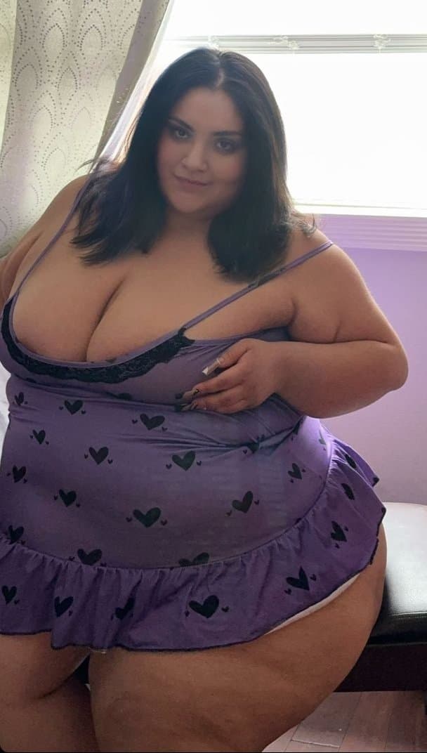 Random Mix (BBWs, obv, some SSBBW, some just a bit chubby... Is yours there? DM me for next time)