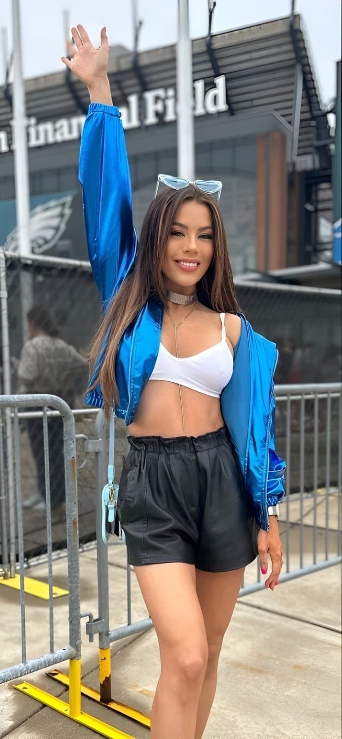 Click to view full size Do yall think Jackie Redmond knows people jack off to her when she’s on tv dressed like a slut