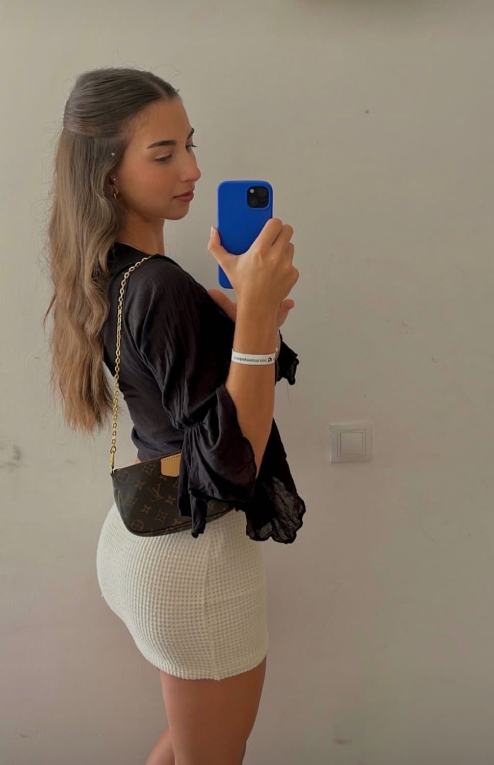 Viral Silver Techno Bouncing Boobs Girl Finally Found!