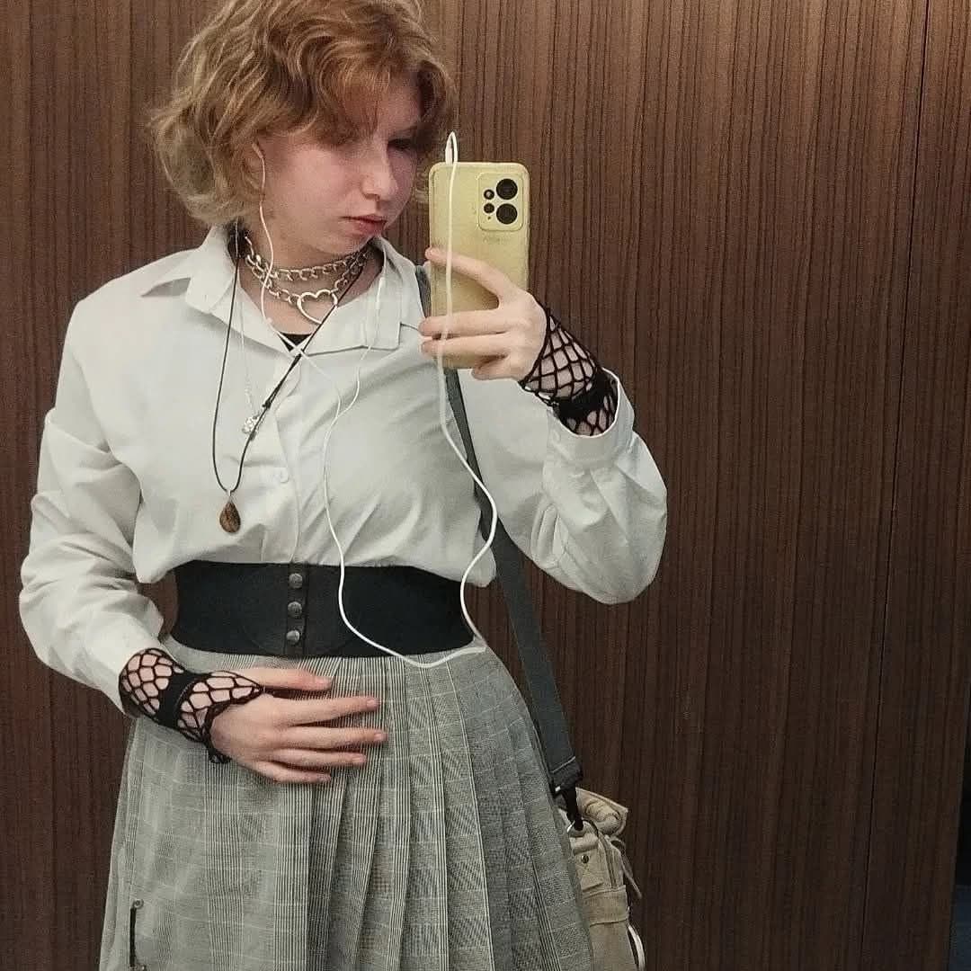 Taylor.grvs french teen creepshot (trib liked)