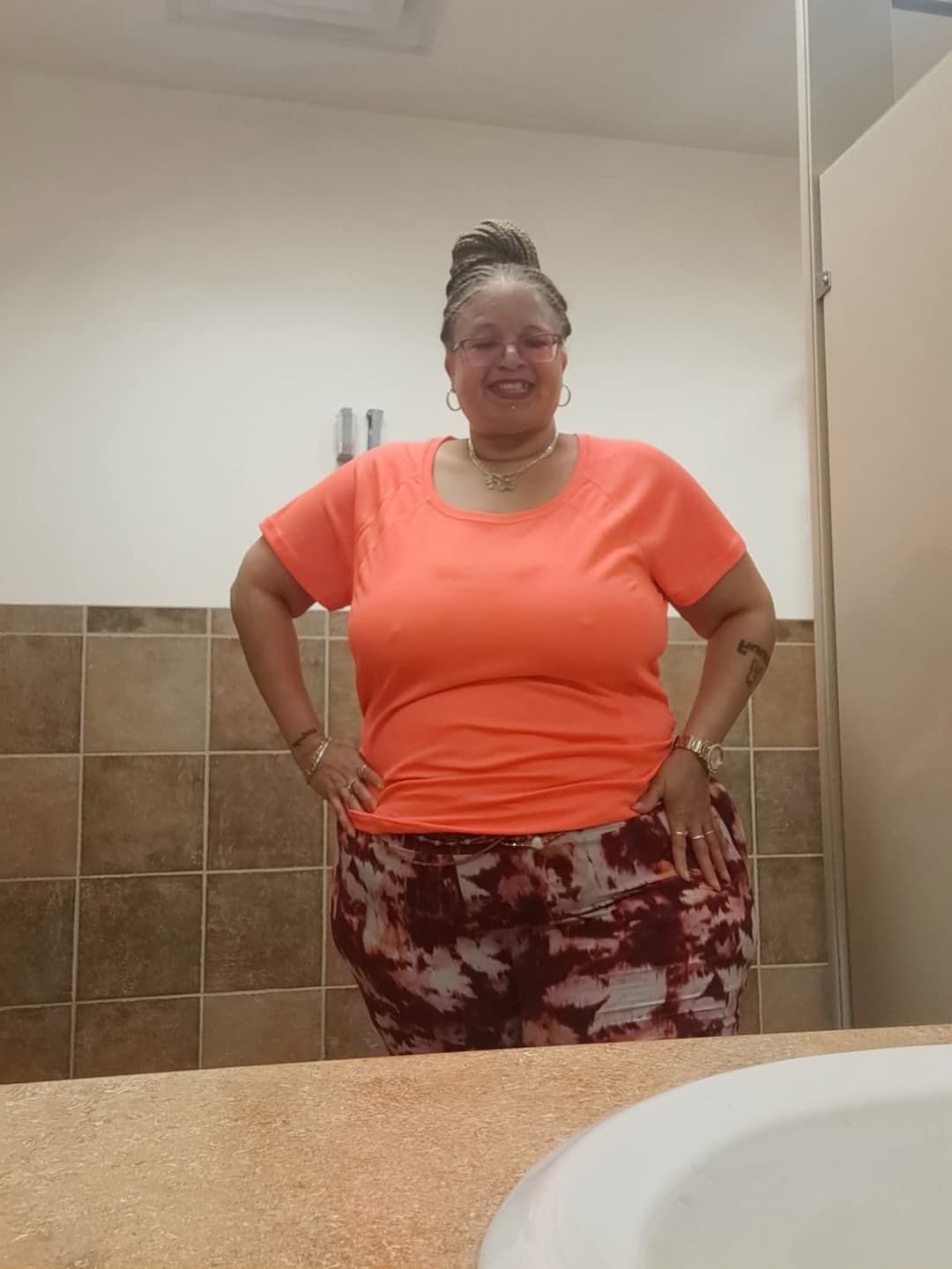 BEAUTIFUL SEXY HUGE THICK REDBONE GRANNY MATURE BIG HUGE THICK SSBBW BBW ASS GOONER MATERIAL