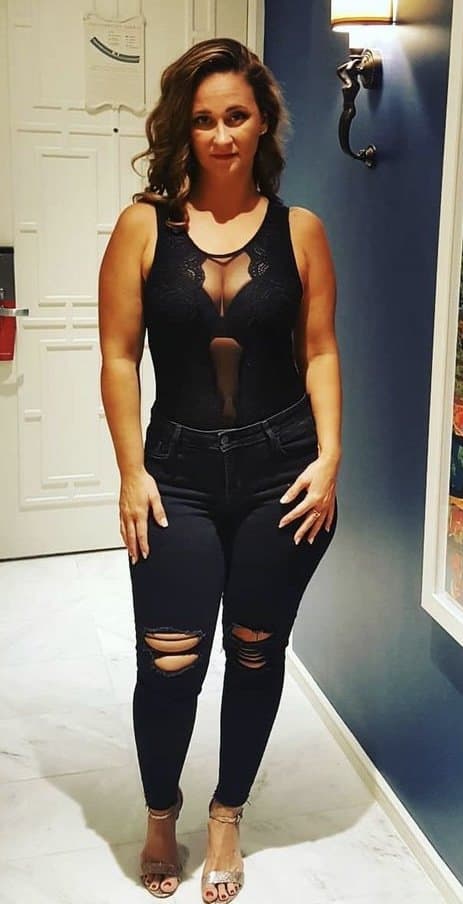 TikTok MILF Julie Vaughn