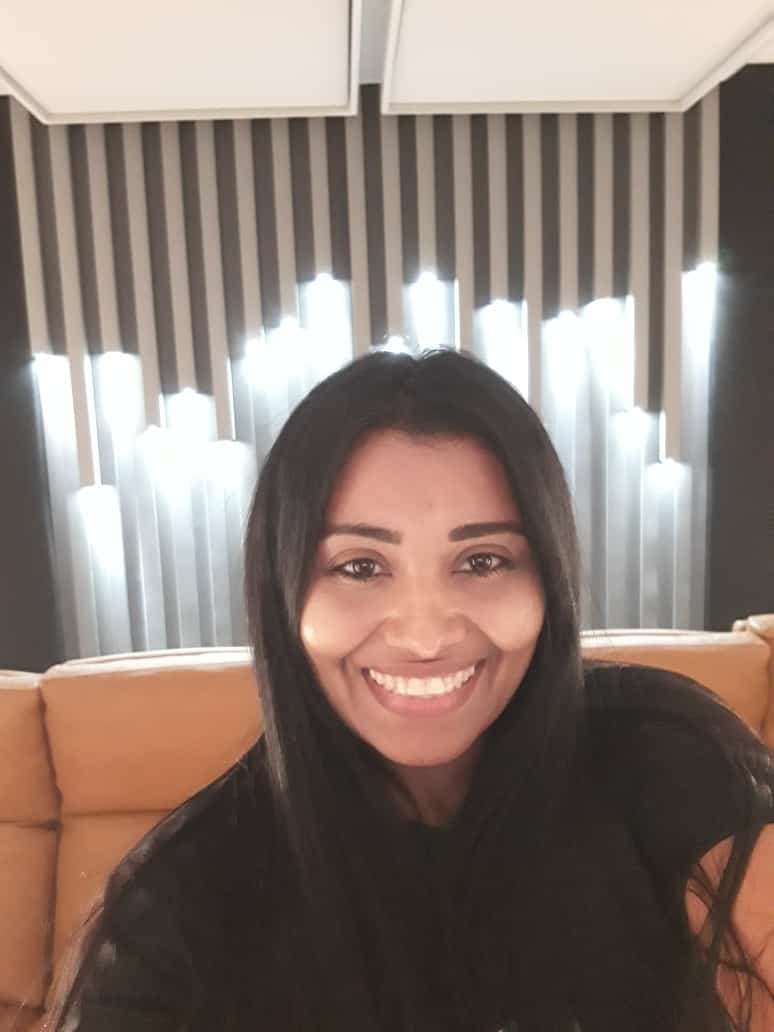 Morena venezolana sexo anal