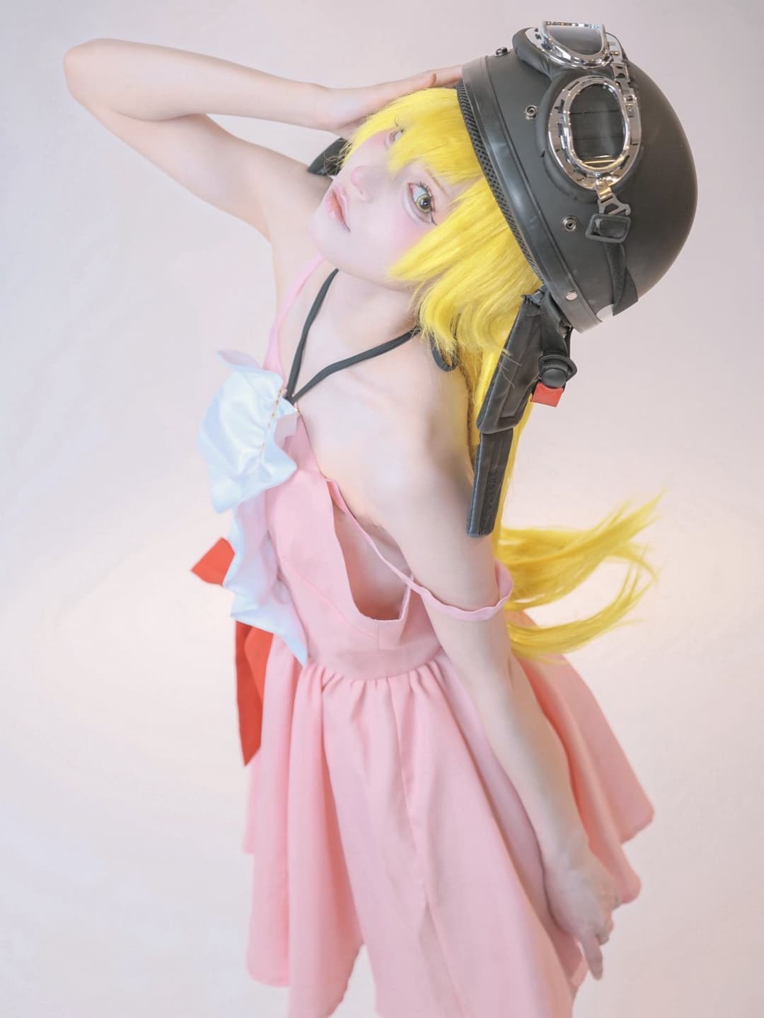 Monogatari: oshino shinobu cosplay