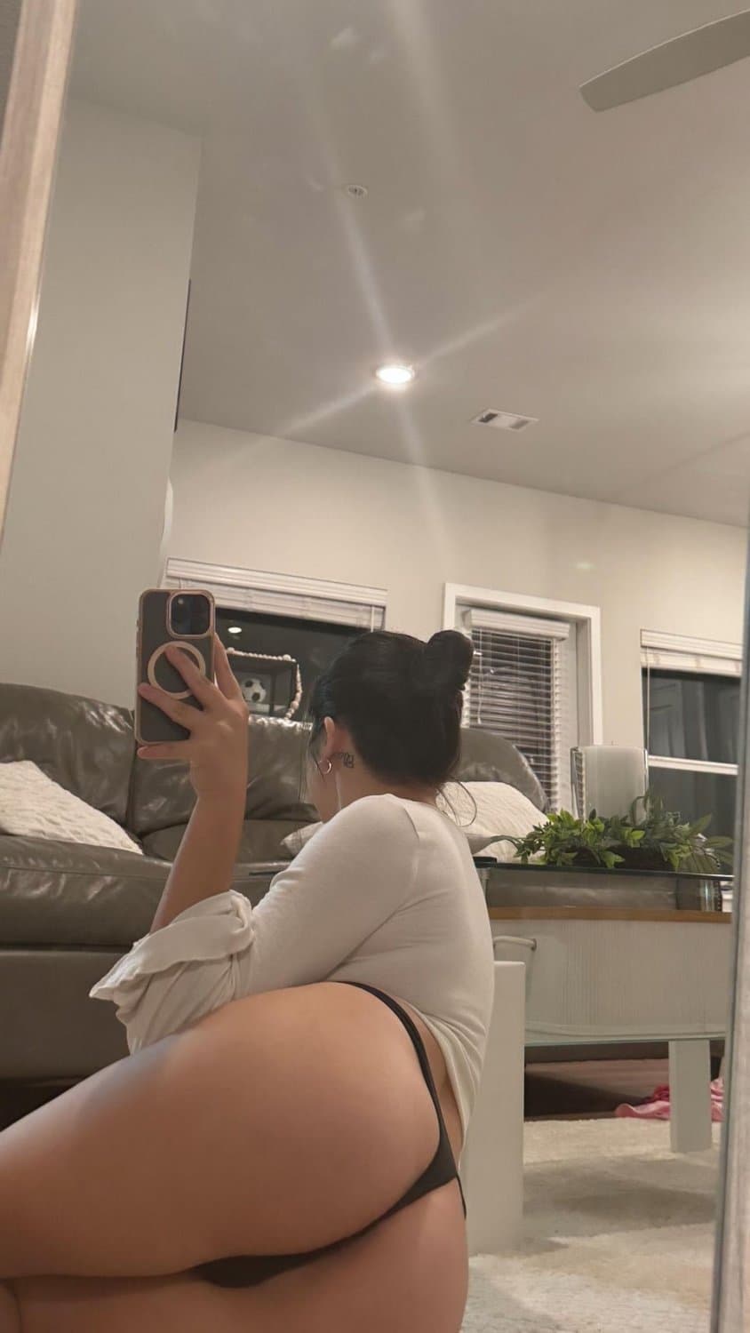 Perfect Latina tittys