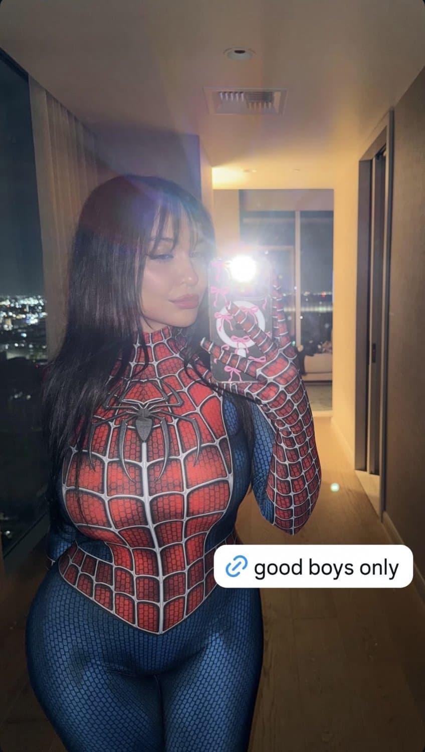Click to view full size Spider girl’s got me shooting ?️ ?️