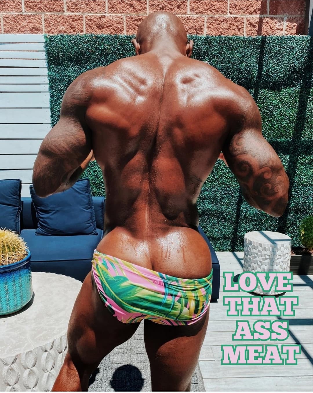 KEVIN CARNELL ?? FULL THROTTLE BLACK BODY ????? LOVE HIS ASS ?????