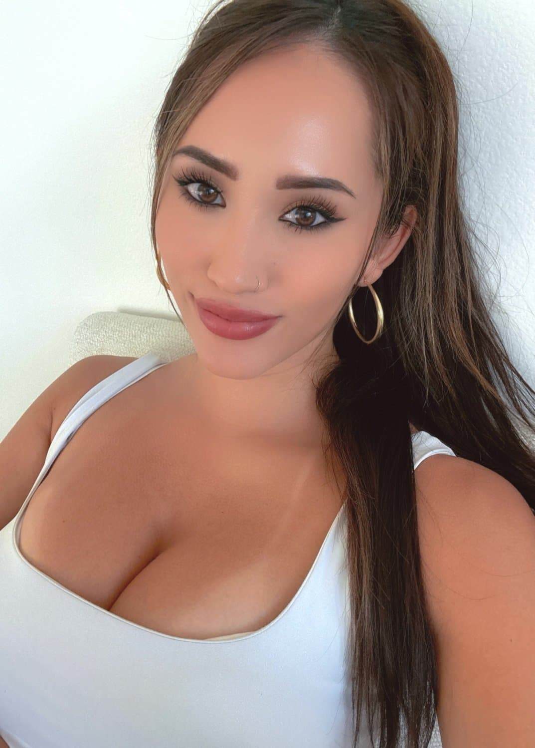 Spreading my pretty, and wet pussy for you. Are you diving in