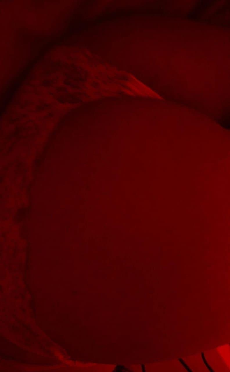 Gorda tetona  expuesta