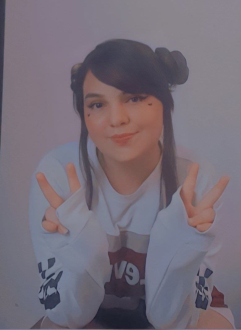 I am a virgin snowbunny, u want fuck me?