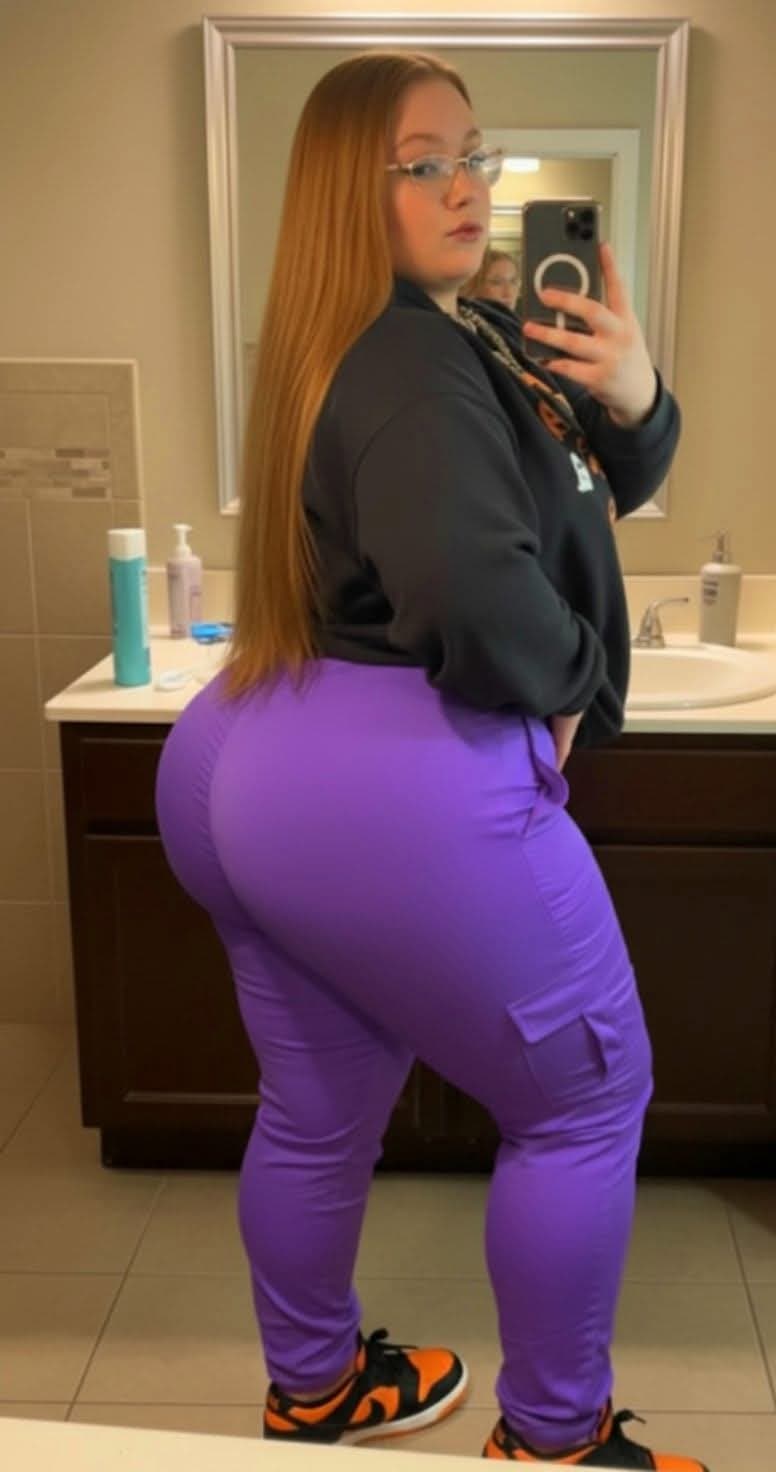 BIG THICK BIG BOOTY ASS PAWG