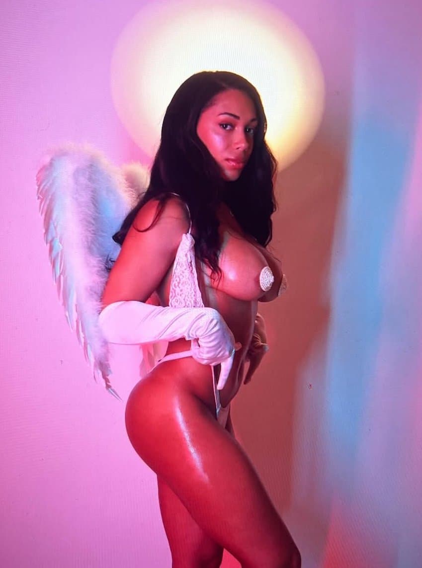 GawdDamn I’ll Love Tf Outta Ja$MineLotu$ ???